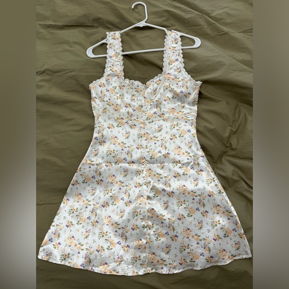 Princess Polly Berlin Satin Mini Dress - Picture 5 of 5